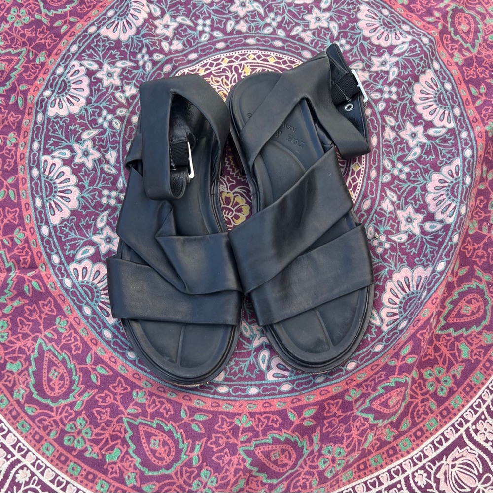 Rag & Bone Black Leather Crossover Strap Women's Sandals